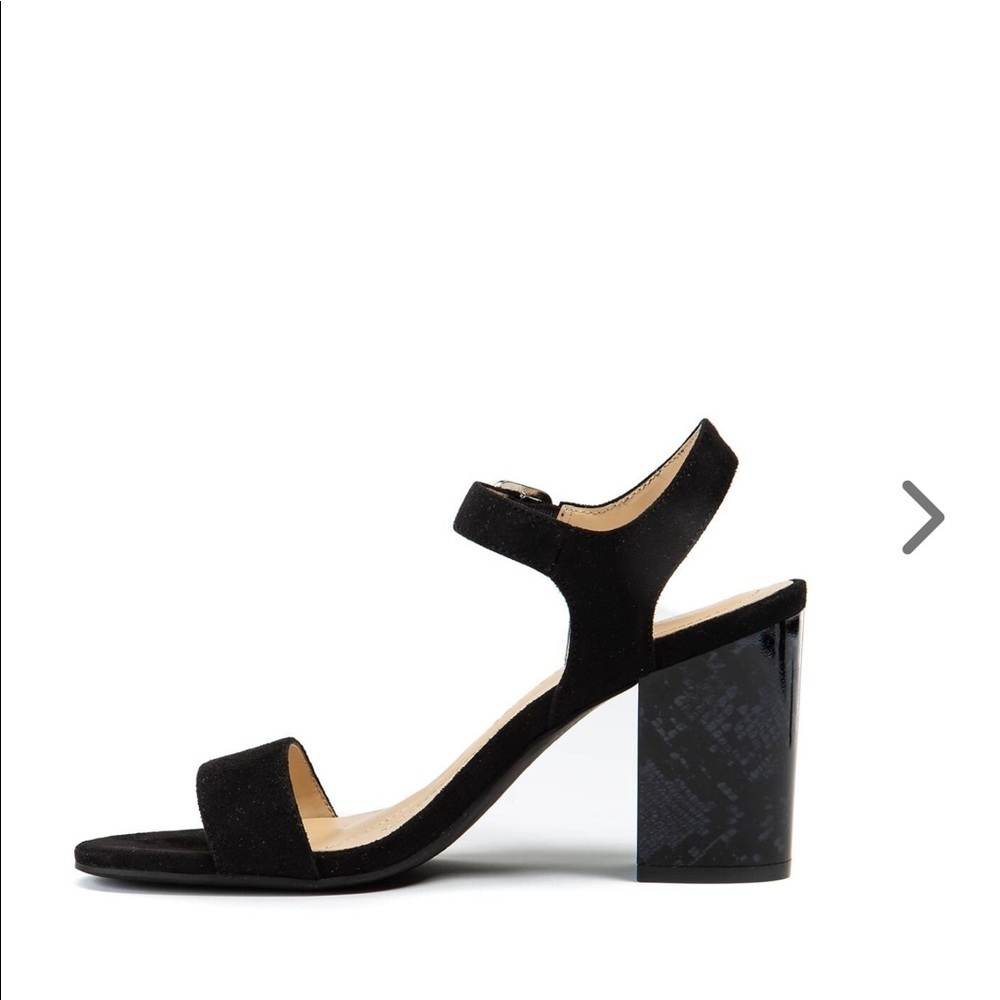 Woman’s Andrew Geller Heeled Sandals - Picture 2 of 10